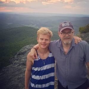 Meet your Posher, Sam